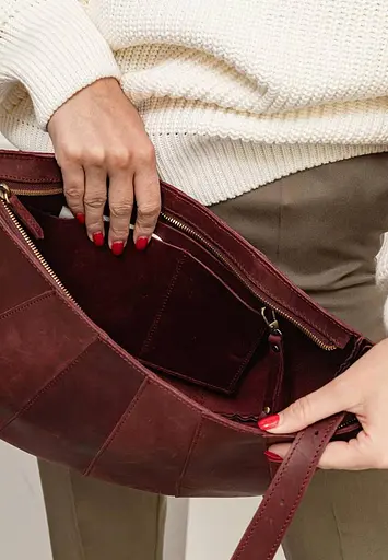 Шкіряна жіноча сумка Круасан бордова Crazy Horse - фото 8