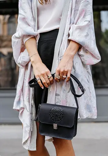 Кожаная женская бохо-сумка Лилу синяя Crazy Horse - фото 9