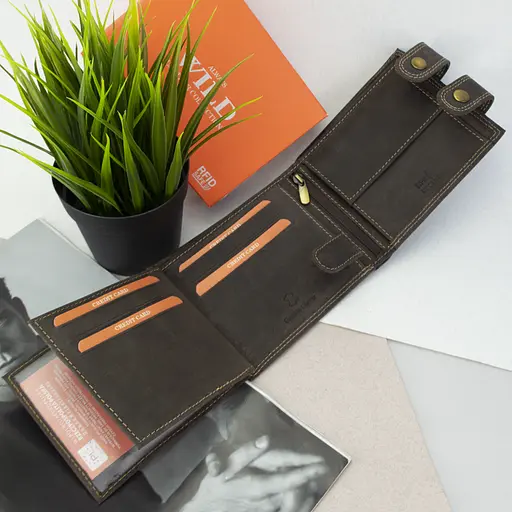 Мужское кожаное портмоне Always Wild 2900-BIC коричневое на кнопках с цепочкой - фото 5