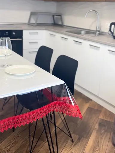 Силиконовая скатерть с красным кружевом 7 см 340х160 см - фото 10