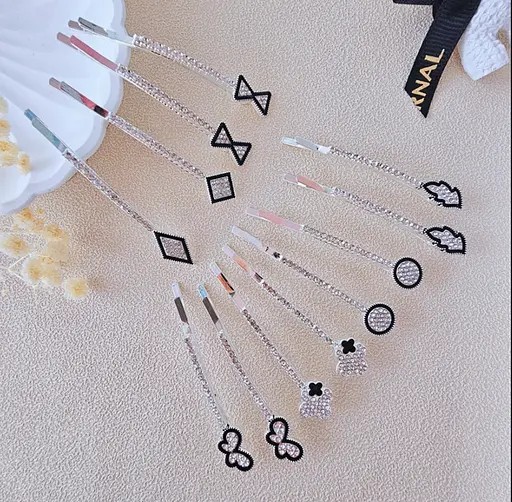 Заколки для волосся різні фігурки в асортименті з камінням набір 24 шт - фото 2