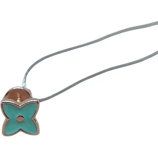 Золота моносережка-пуссета Ювелірне виробництво А. Долина з емаллю. 220932/1