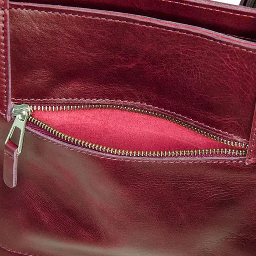 Кожаная женская сумка Grande Pelle 30х27х7 см sum0026623 - фото 2