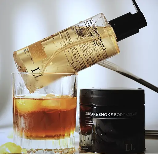 Парфюмерный гель для душа Love&Loss Sugar&Smoke Body Wash 300 мл - фото 2