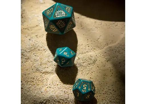Набір кубиків RuneQuest Turquoise & gold Expansion Dice , 3 шт. (SRQE97) - фото 3