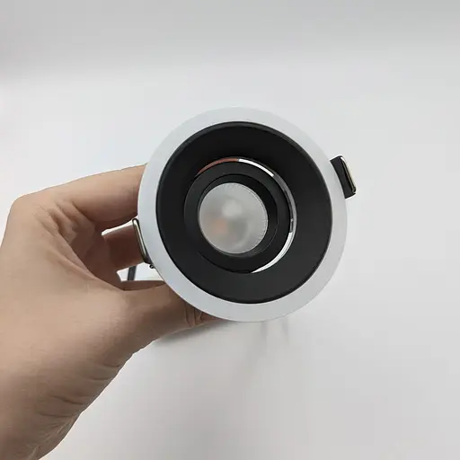 Встраиваемый светильник Skarlat RSL74132 7W WH+BK 3000K - фото 3