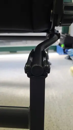 Рибальське крісло для коропа M-Elektrostatyk Cuzo Enzo модель 2023 - фото 6