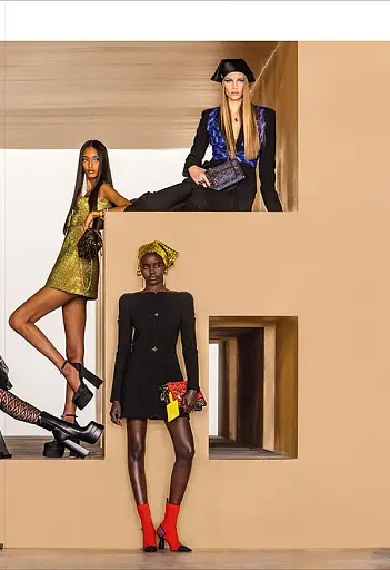 Versace Catwalk - фото 11