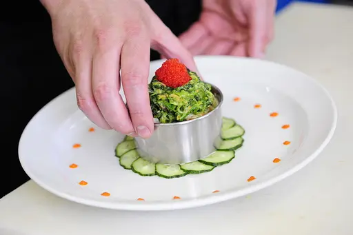 Набір круглих форм для викладки гарніра і салату (3 штуки в комплекті) Ø 10/8/6 см H 4.7 см (3 шт.), Kitchen Master Сріблястий 81772 - фото 4