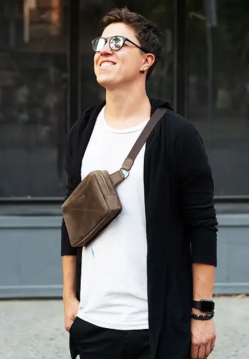 Шкіряна поясна сумка Dropbag Maxi темно-коричнева Crazy Horse - фото 8