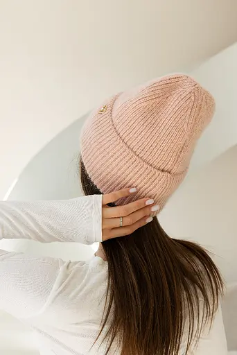 Теплая женская шапка Ангора Сердечко с флисовой подкладкой Пудровый - фото 3