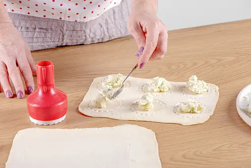 Форма для ліплення вареників варенична варенниця, Kitchette 81977 - фото 5