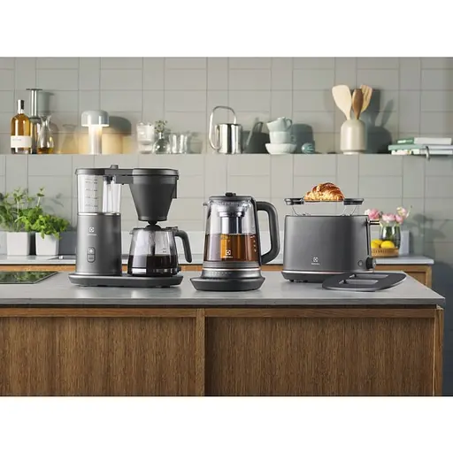 Electrolux Электрочайник, 1,7л, Strix, стекло, заварник, поддержка темп, черный - фото 4