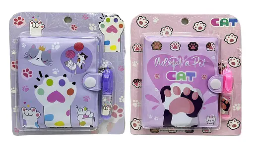 Блокнот на кнопке ПВХ с ручкой-брелоком Лапка, 8x10 см, 45 листов (в ассортименте) - фото 2