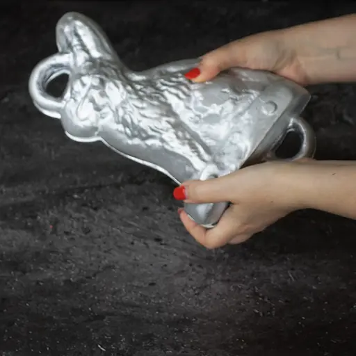 Форма алюмінієва велика "Зайчик" для випікання святкового цільного кексу 30х17х8.5 см, Ласунка Сірий 85019 - фото 9