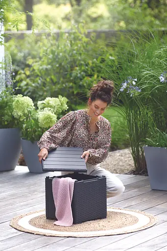 Стіл-скриня Keter Vigo графіт 50 л - фото 5