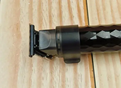 Професійний водонепроникний тример VGR V-170 (Керамічний ніж, скляний корпус) - фото 4