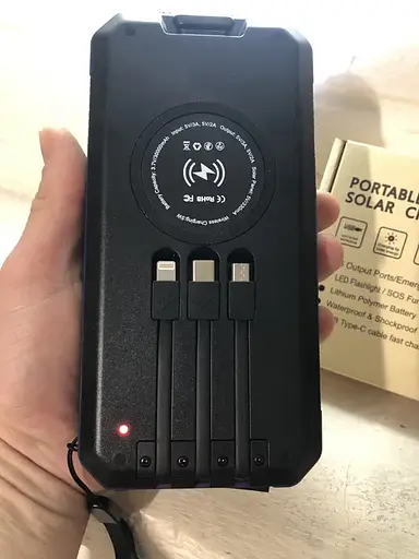 Зовнішній акумулятор на сонячних батареях 30000 mah + 2 ліхтарі - фото 3