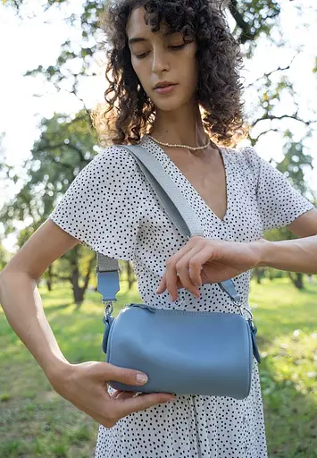 Шкіряна сумка поясная-кроссбоди Cylinder блакитна - фото 2