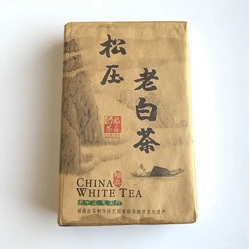 Белый чай Феникс Хаосян Фудин 2015 год кирпич 248 г - фото 2