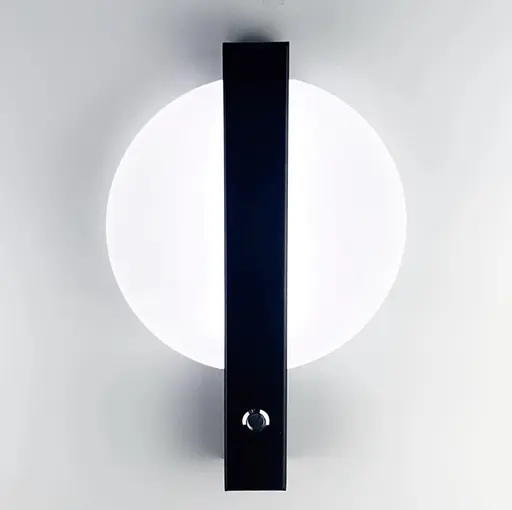 Дизайнерське бра з вимикачем в чорному корпусі Line F B 320 BK - фото 5