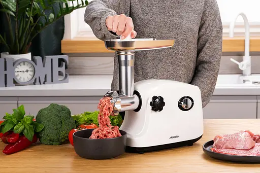 ARDESTO Мясорубка, 1600Вт, 1.6кг/мин, 3 решетки, насадка для колбас, кеббе, пластик, белый - фото 5