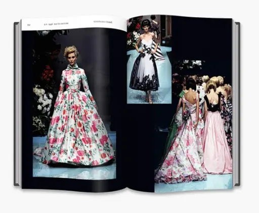 Dior Catwalk. The Complete Collections - фото 8