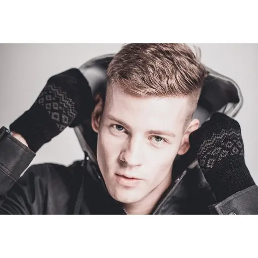 Перчатки для сенсорных экранов Friend Only 160/80 3040017 черные - фото 4