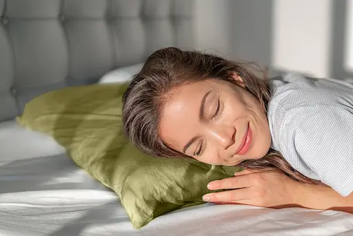 Шовкова наволочка «Чумацький Шлях» для подушки 70х50 см Наволочка від зморшок зі 100% натурального шовку Mulberry 19 моммі Хакі - фото 6