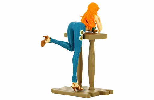 Колекційна фігурка   Bandai Великий куш Ван-пис Нами One Piece Nami 16 см B OP N 16 - фото 2