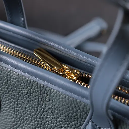 Сумка Vintage с двумя ручками из натуральной кожи 19х14.5х12 см sum0029029 - фото 10