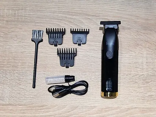 Професійний акумуляторний тример Hoco DAR45 для бороди та окантовки - фото 3