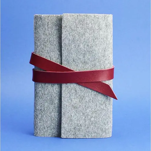 Фетровий жіночий блокнот (Софт-бук) 1.0 Фетр з шкіряними бордовими вставками - фото 5