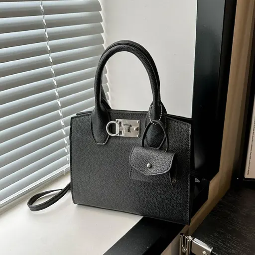 Міні-сумочка через плече Lilly P4-6108A