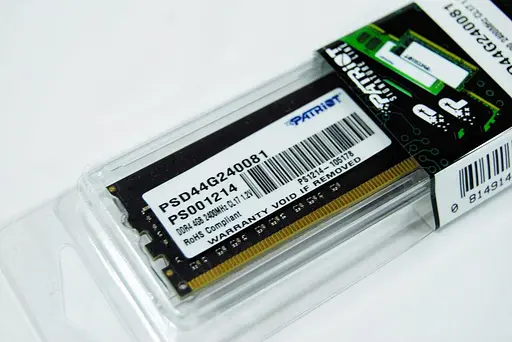 Модуль пам'яті DDR4 Patriot SL 4GB 2400MHz CL17 512X8 DIMM - фото 2