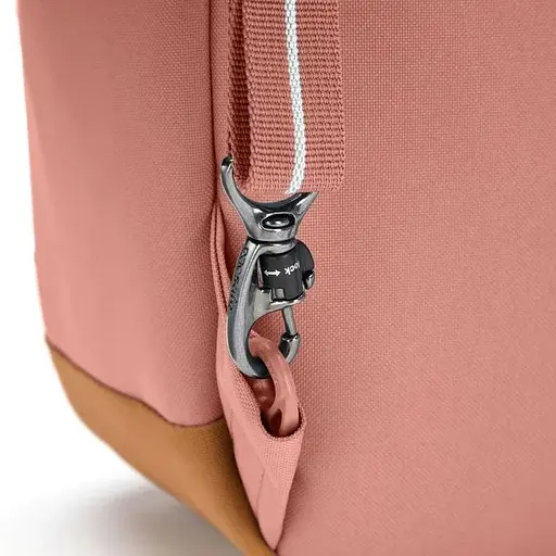 Рюкзак антикрадій Pacsafe Go 15 л backpack рожевий (35110340) - фото 5