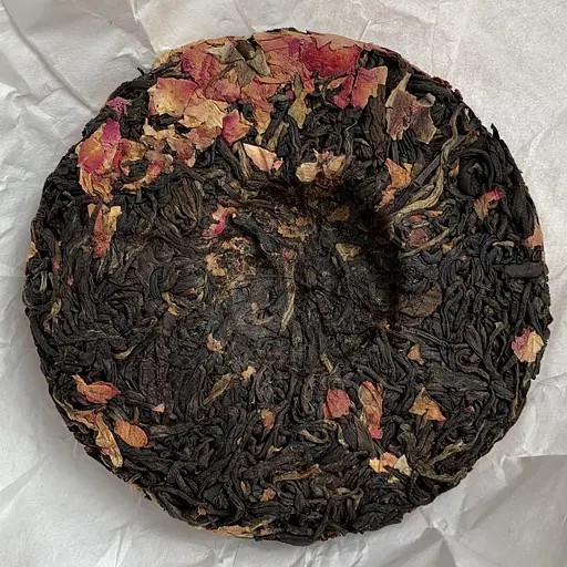 Красный чай с розой Волшебный сад 100 грамм 2023 год - фото 4