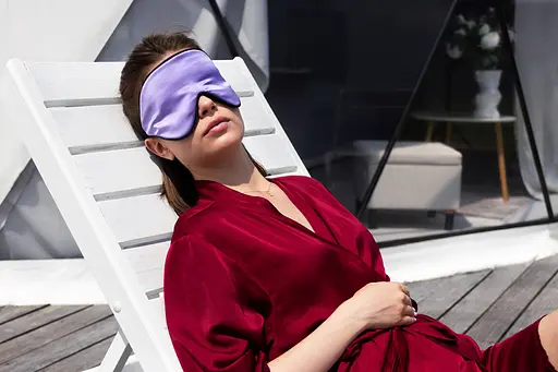 Подарунковий набір Чумацький Шлях Лавандовий: шовкова маска модель 3.1 + шовкова резинка для волосся розмір S + мило з ароматом лаванди (1227-02) - фото 8