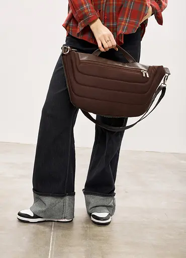 Женская кожаная сумка-бананка под ноутбук Sambag Urban Laptop 46×26 см (51411120) - фото 7