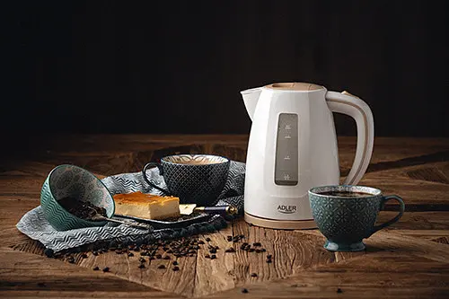 Электрочайник пластиковый Adler AD 1264 white 1,7 литр - фото 4