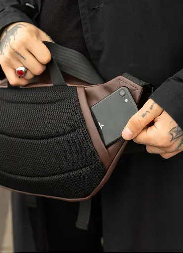 Большая мужская сумка бананка Sambag DynamicDart коричневая 38 × 21 × 7 см (80411020m) - фото 6