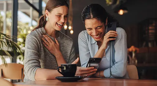 Аккумулятор наружный EcoFlow RAPID Magnetic 10000mAh 65W 2-в-1 беспроводная + проводная зарядка - фото 10