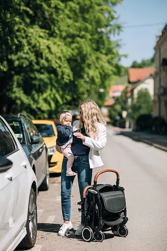 Коляска для ребенка прогулочная FreeON Nano, black [CD] - фото 2