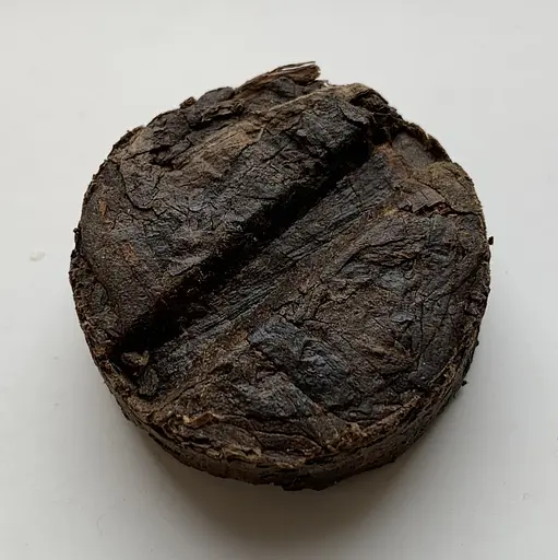 Выдержанный нефритовый Шу пуэр 2003 года 100 г - фото 2