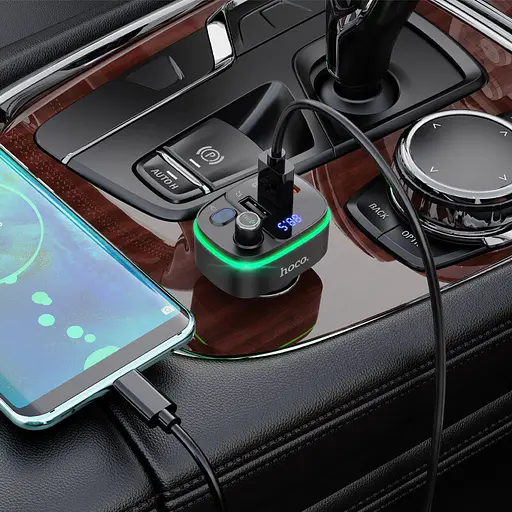 Автомобильный адаптер HOCO Fast car BT FM transmitter E62 2USB и 1Type-C 20W - фото 3