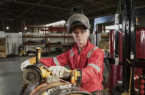 Шлифмашина угловая аккумуляторная DeWalt с АКБ и ЗУ DCG405P3 - фото 5