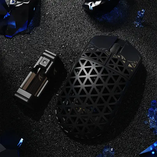 Ігрова мишка ATTACK SHARK R5 Ultra / Три режими підключення / PAW3950MAX / Carbon Fiber / 39 г / Black - фото 5