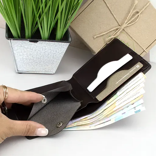 Кошелек кожаный мужской коричневый Handycover HC0042 на кнопке - фото 5