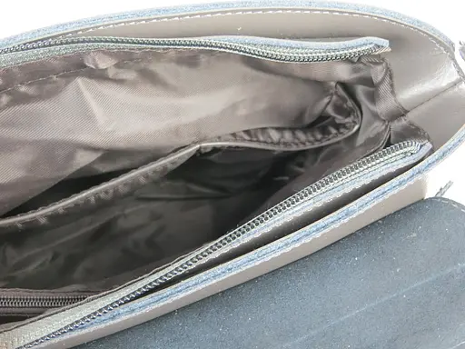 Небольшая женская кожаная сумка на плечо Serena 24.5х21х11.5 см sum0025064 - фото 9