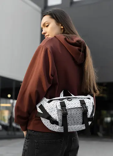 Большая женская поясная сумка бананка Sambag DynamicDart принт "Square" 38×21×7 см (80411150) - фото 5